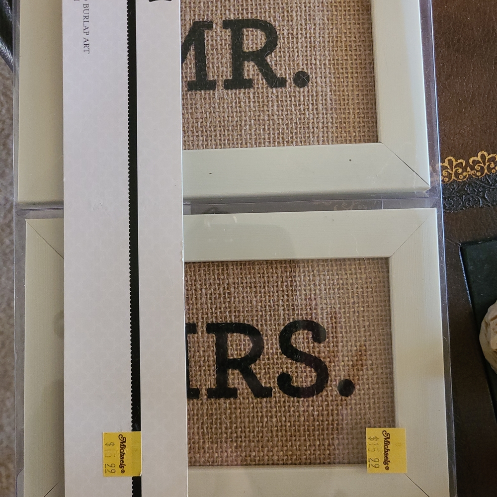Burlap Mr. and Mrs. Frame Art